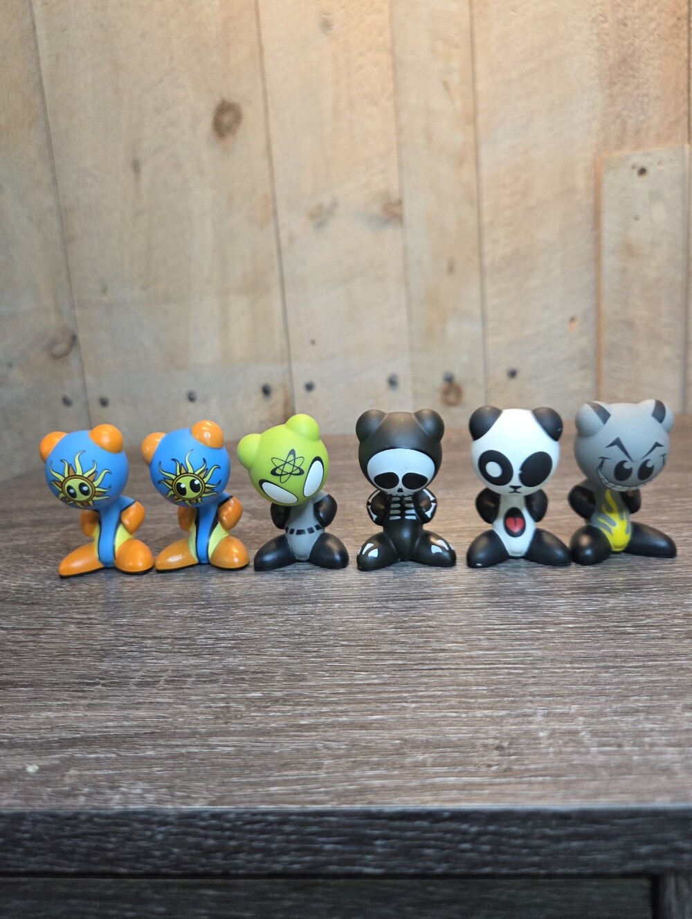 U.B. Funkeys Figures Set Of 6 Toys USB Games Skeleton Son Collectible